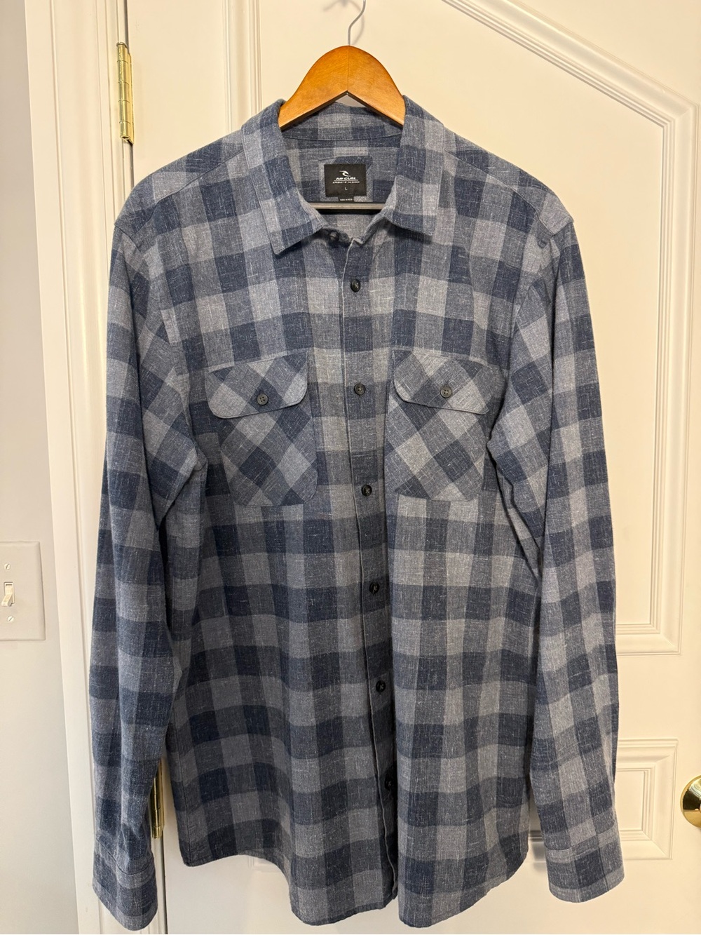 Rip Curl Blue Plaid Long Sleeve Button Up Shirt L